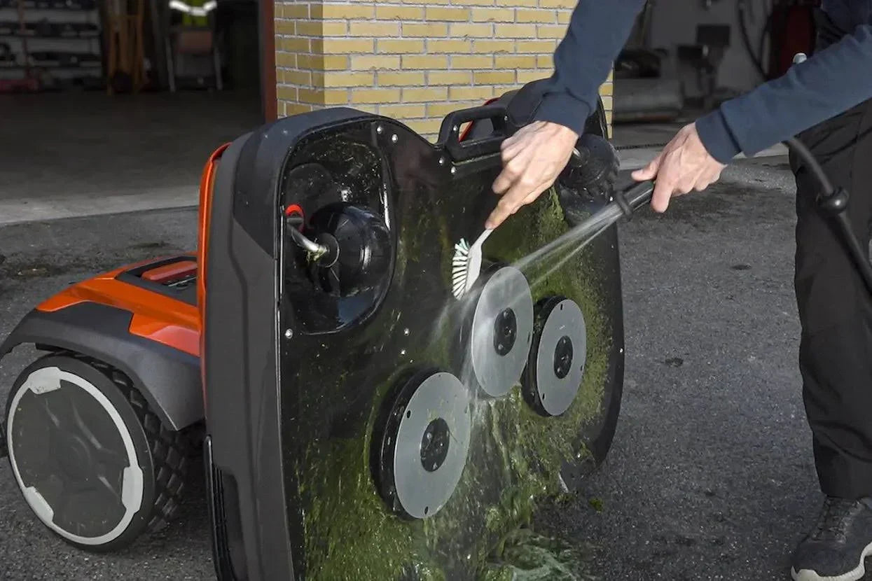 Husqvarna Automower CEORA 546 EPOS